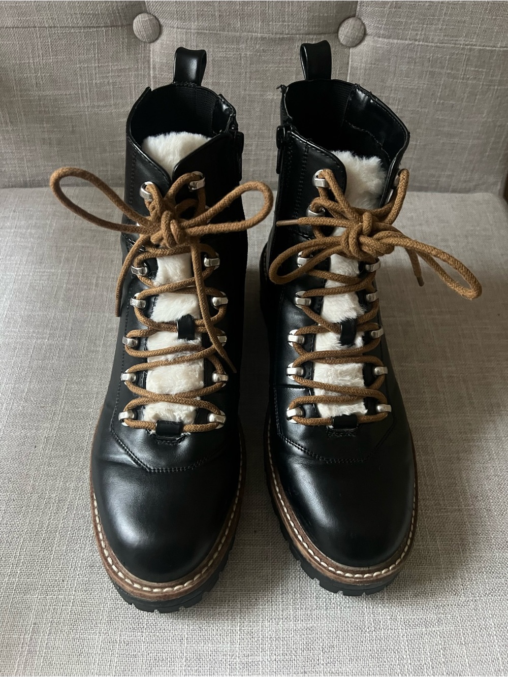 a new day Black combat ankle boots, size 8, Lace up Shearling 90s casual autumn
